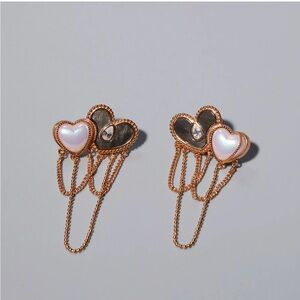 Odens Eye Rock Legend: Heart Nacre Stud Earrings